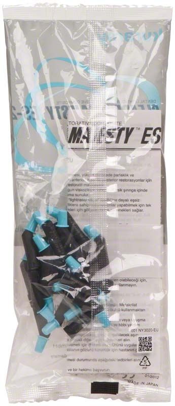 Clearfil Majesty ES-2 PLT A2 in Verpackung, dental Composite mit Lichtaushärtungstechnologie.