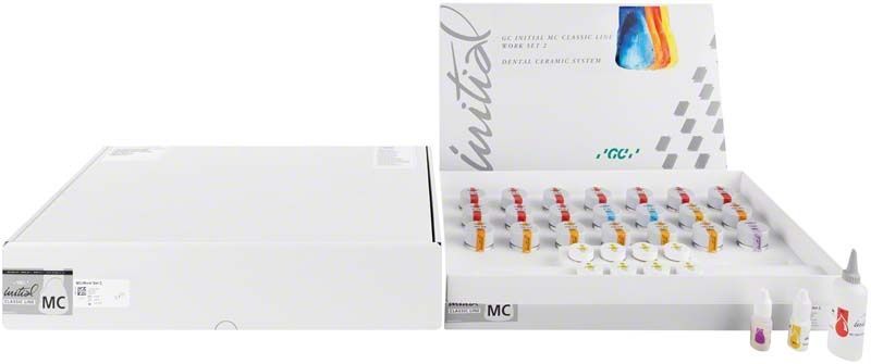 GC Initial MC Classic Line Sets Work Set 2 mit offenen Farbtuben und Fläschchen.