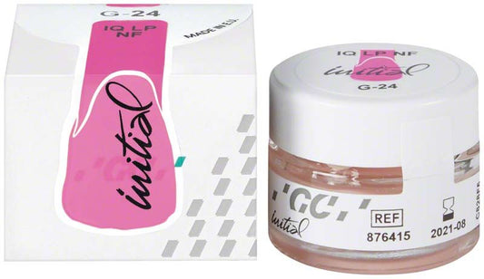 GC Initial™ IQ LP NF Gingiva G-24 in Verpackung und Dose.