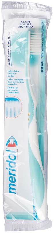 meridol® Zahnbürste sanft in Originalverpackung mit mikrofeinen Borsten und weichem Griff.