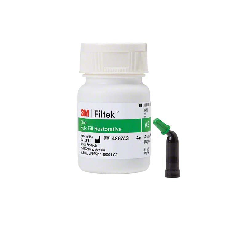 Filtek™ One Bulk Fill Kapseln A3 und Verpackungsdose auf weißem Hintergrund