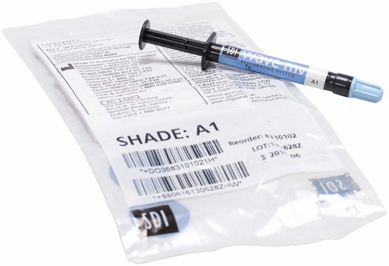 Wave MV Spritze A1 mit Verpackung auf weißem Hintergrund.