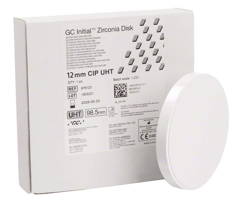 GC Initial™ Zirconia Disc UHT 98,5 x 12mm vor Verpackung.