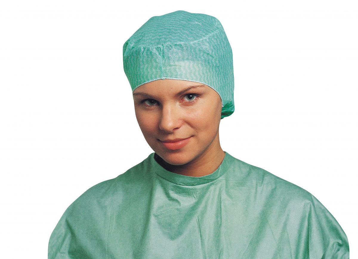 Barrier® OP-Haube mit elastischem Nackenband in Grün, getragen von medizinischem Personal.