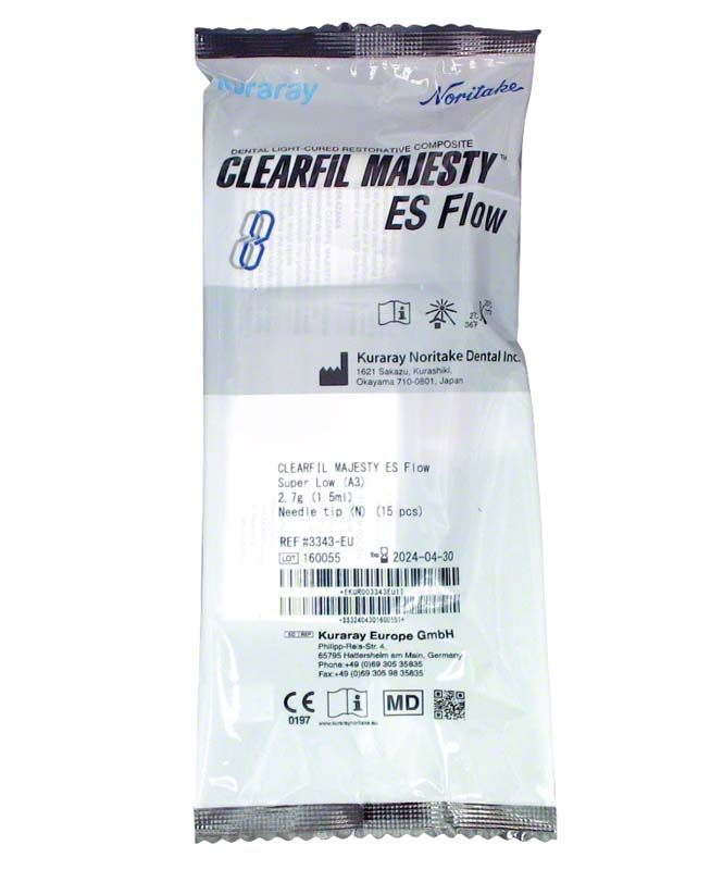 Verpackung des CLEARFIL MAJESTY ES FLOW Super Low A3 Komposits.