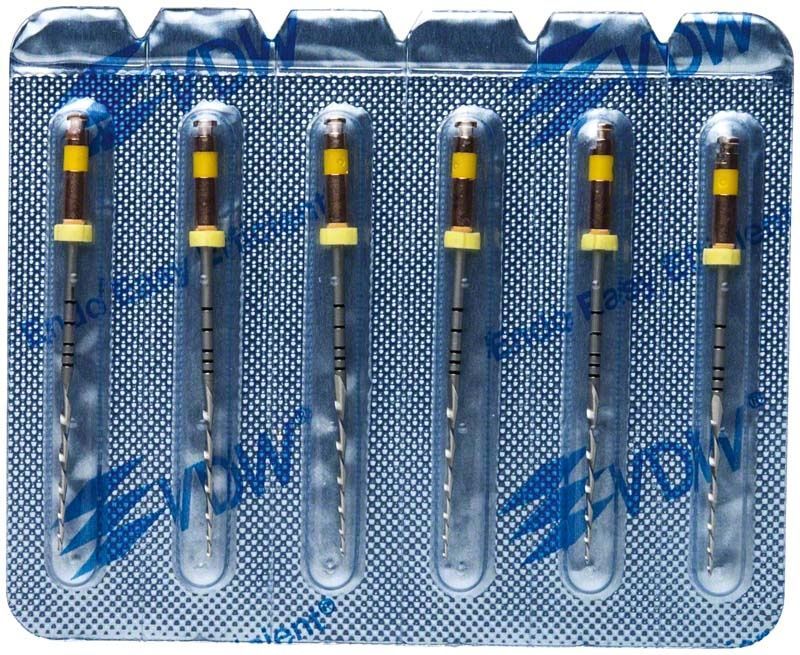Blisterpackung mit sechs RECIPROC® Feilen 31mm R50 für Endodontie.