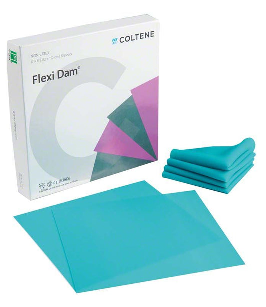 HYGENIC® Flexi Dam non latex grün vor Verpackung und einzelne Blätter.