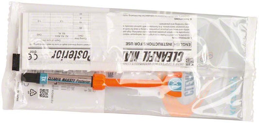 Image of Clearfil Majesty Posterior Spritze XL (Extra Light)