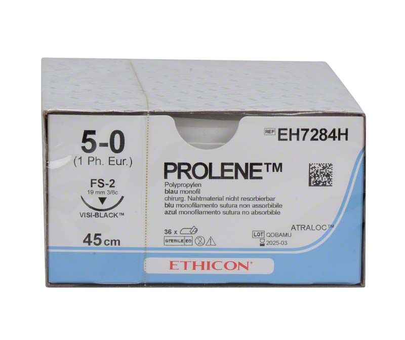 Steriles PROLENE™ Nahtmaterial 5-0 FS2 in Originalverpackung.