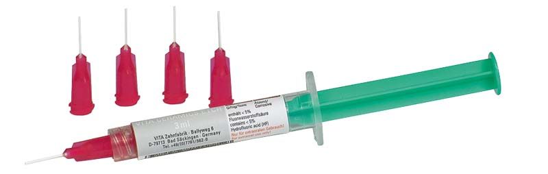 VITA CERAMICS ETCH 3ml Spritze mit Applikationskanülen für Dentalanwendungen.