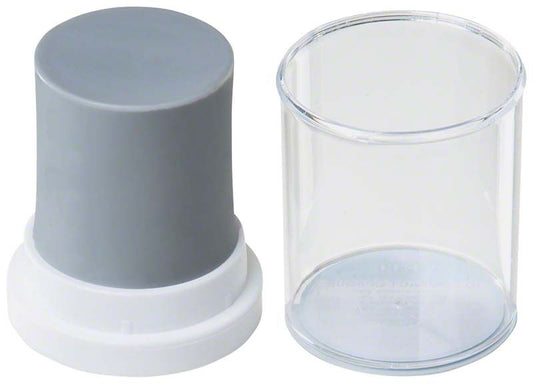 Graues Modellierwachs in Zylinderform mit transparenter Schutzverpackung.