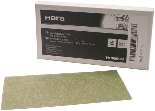 Modellierwachse KF, grob geadert, 0,6 mm, in Verpackung mit grünem Wachsbogen.
