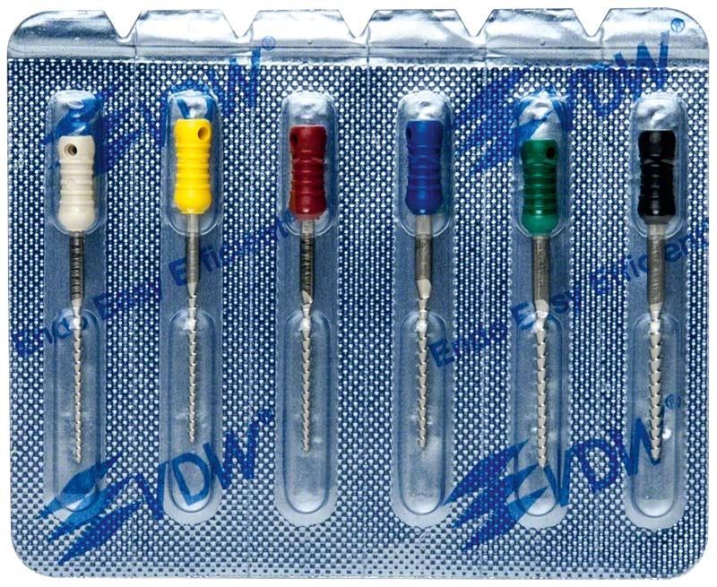 Sterile Hedström Feilen in Blisterverpackung mit farbigen Griffen.