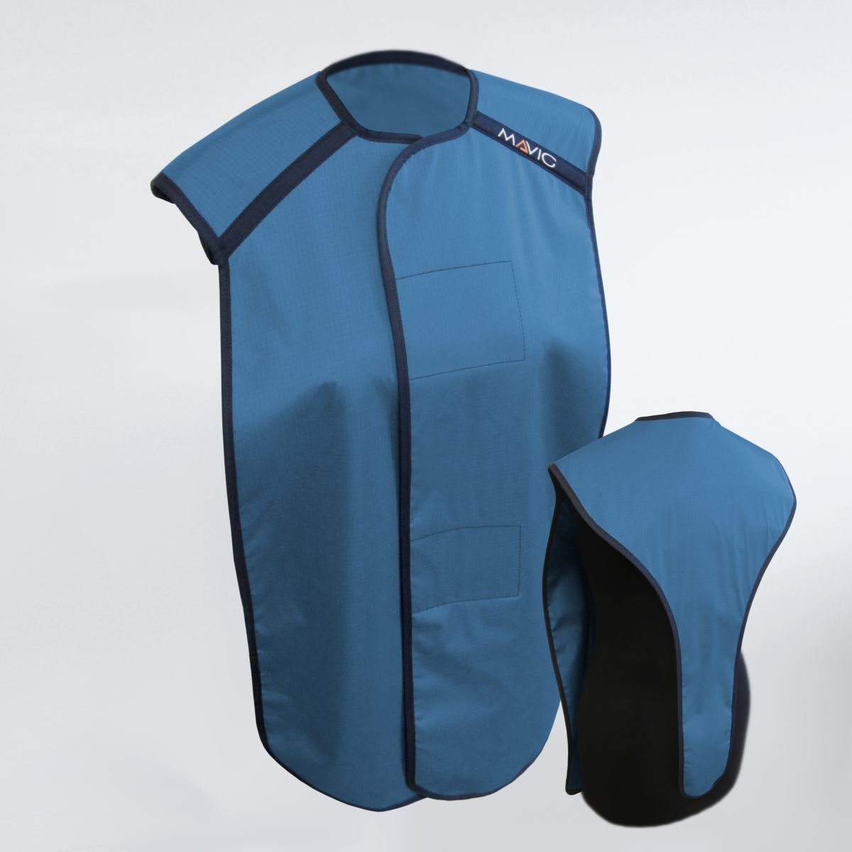 Panoramaschürze RD635 für Erwachsene in Regatta-Blau, Vorder- und Rückansicht.