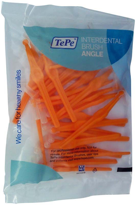 TePe Angle™ Interdentalbürsten, rot, in transparenter Kunststoffverpackung.