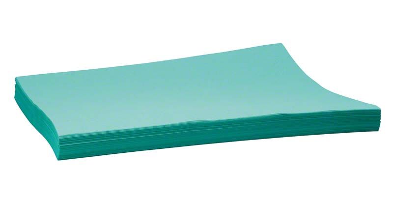 Sterilisationspapier 60x60cm Grün, gestapelt, 500 Blatt, Detailansicht.