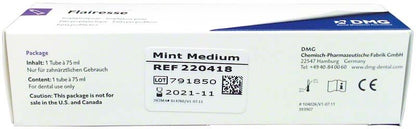 Flairesse Prophylaxepaste-Verpackung mit mintfarbenem Etikett, 75 ml, mittlere Körnung.