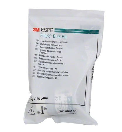 Filtek™ Bulk Fill Flowable Kapseln A1 in transparenter Kunststoffverpackung mit Produktinformationen.
