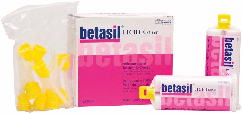 Betasil light fast Abformmaterial-Set mit Kartuschen und Mischungsspitzen.