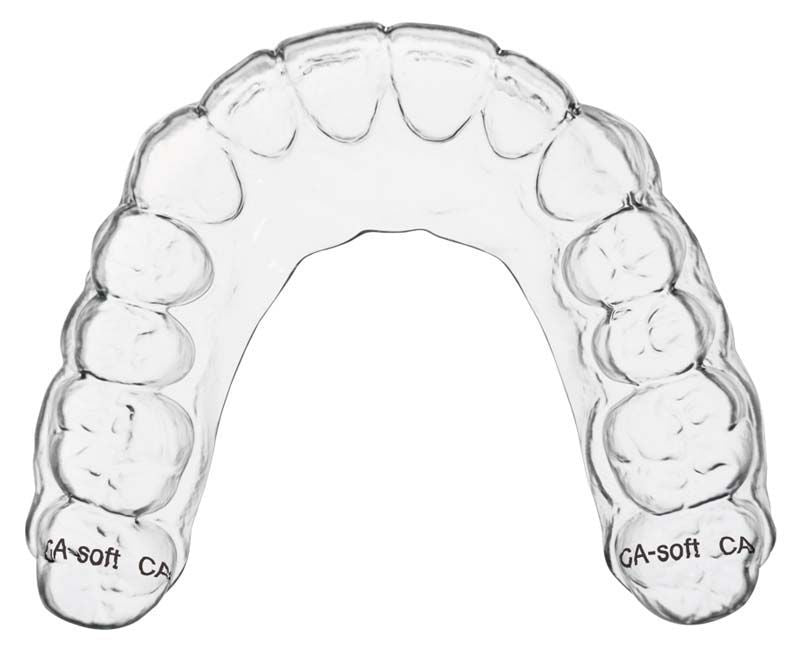 Transparente Zahnschiene aus CA® Folie 100er Soft mit CA® Kennzeichnung.
