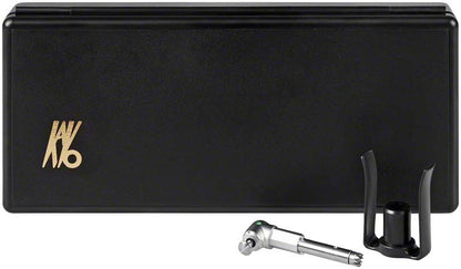 Schwarzes Etui mit INTRA™ Kopf Typ L31 und Halterung.