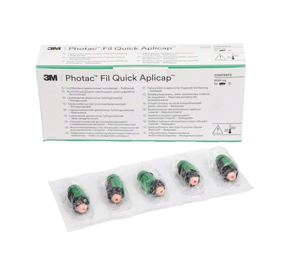 Lichthärtendes Glasionomer Füllungsmaterial Photac™ Fil Quick Aplicap™ in Verpackung.