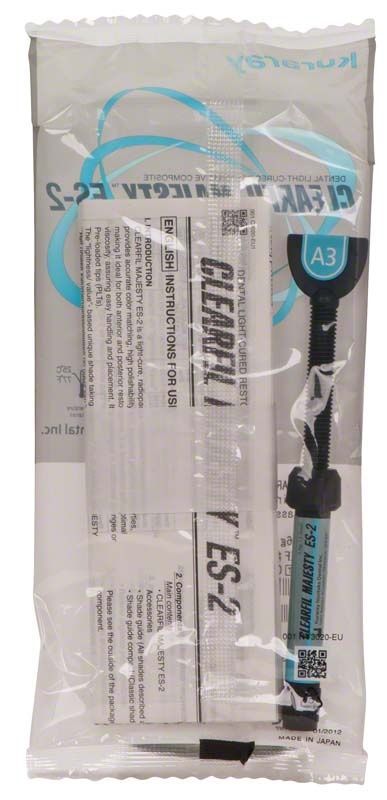 Klarsichtverpackung der Clearfil Majesty ES-2 Spritze A3 mit Produktinformationen.