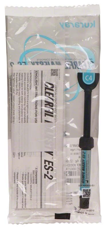 Kunststoffverpackung der Clearfil Majesty ES-2 Spritze C4 mit Produktinformationen.