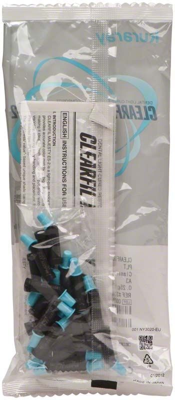 Kuraray Clearfil Majesty ES-2 PLT A3 Composite-Verpackung mit blauen Applikatoren.