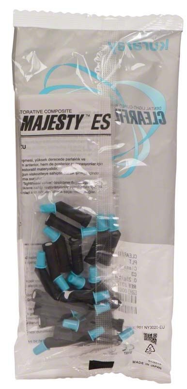 Kunststoffverpackung mit Clearfil Majesty ES-2 PLT C3 Dentalmaterial.