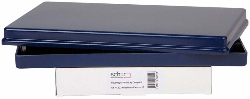 Novotray komplett kobaltblau Kunststofftablett mit abnehmbarer Abdeckung.
