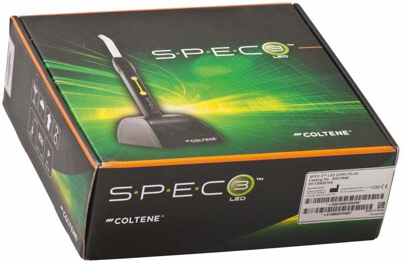 S.P.E.C. 3 LED in Verpackung mit grünem und schwarzem Design.
