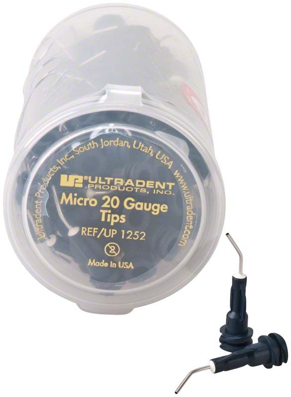 Dunkelblaue Micro 20ga Tips von Ultradent Products in Kunststoffverpackung.
