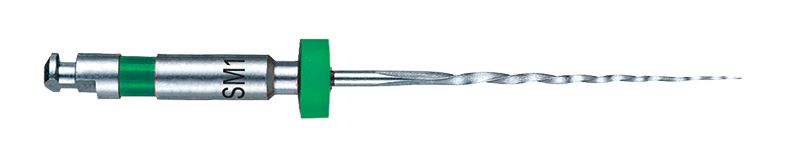 Endofeile SybronEndo TF® Adaptive SM1 mit grünem Farbring und gedrehter Form.