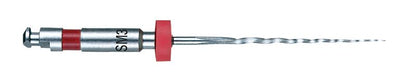 Hochwertige Endofeile SybronEndo TF® Adaptive SM3 mit rot markiertem Griff.