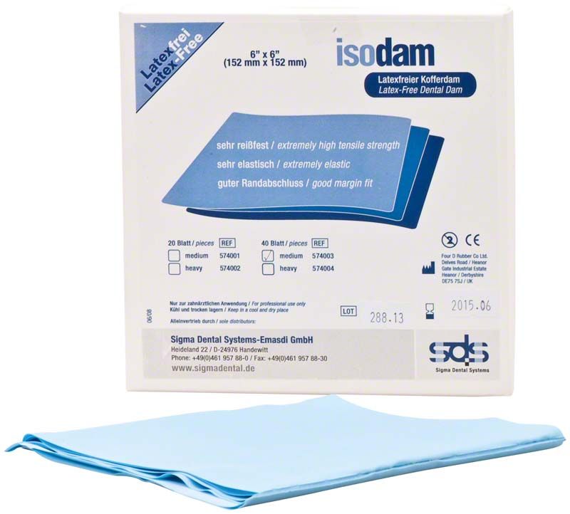 Latexfreier Isodam Kofferdam in Hellblau, 6 x 6 Zoll, auf Verpackung.