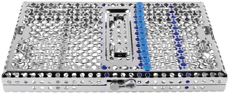 Metallische Kassette der IMS Infinity Serie mit blauen Akzenten.