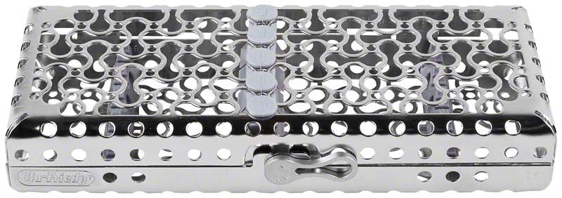 IMS Infinity Series Kassette 1/4 DIN in grauem Metall mit Lochmuster.