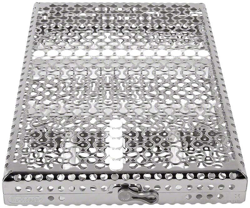 Metallkassette für 18 Instrumente mit durchbrochenem Design.