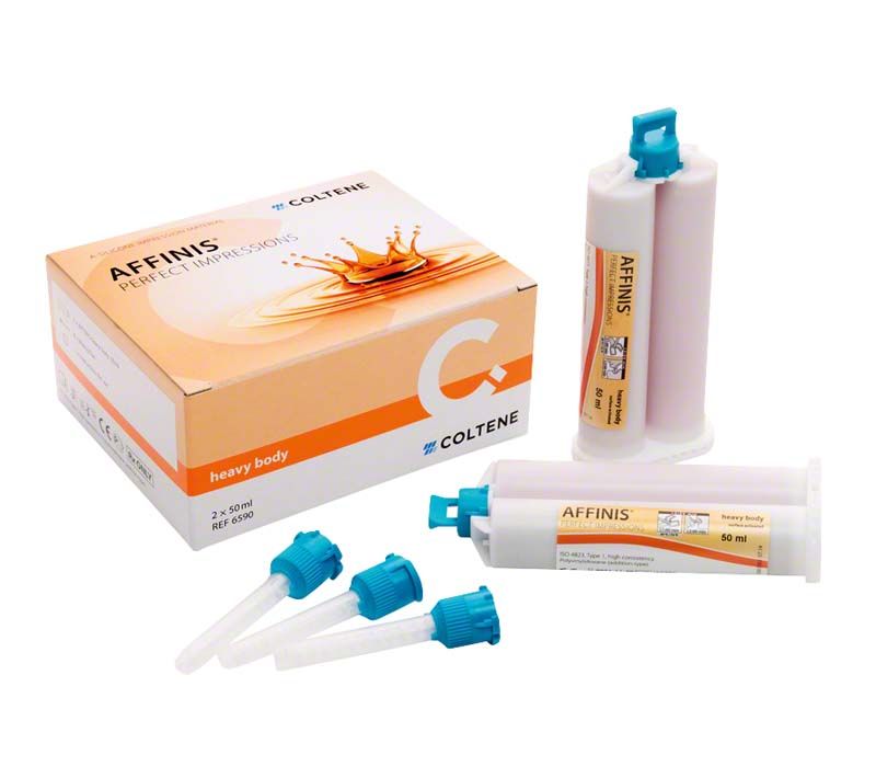 AFFINIS® System 50 heavy body Refill mit zwei Kartuschen und Mischkanülen.