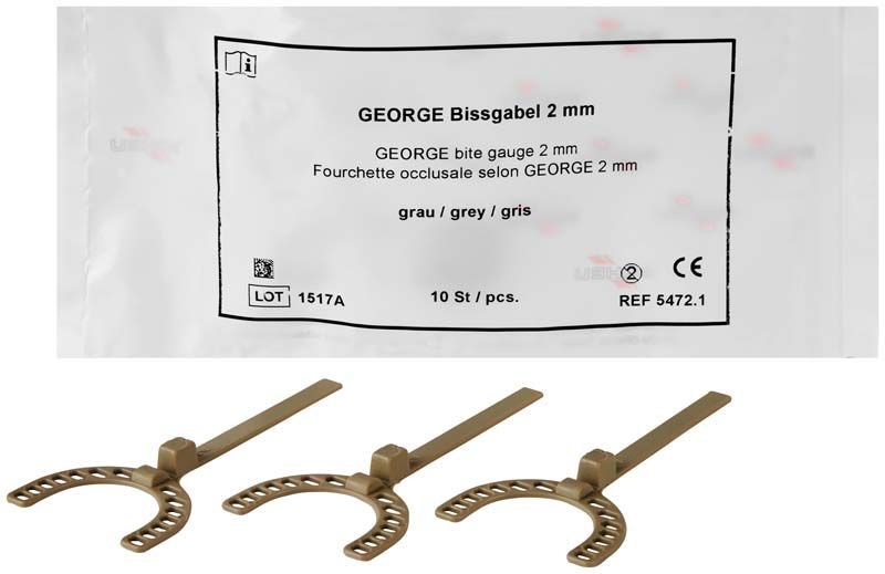 GEORGE GAUGE™ Bissgabel 2mm, grau, S, vor weißer Verpackung.
