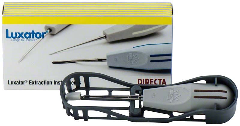 Luxator® Stück L-5C 5mm in grauem Halter vor Produktverpackung.