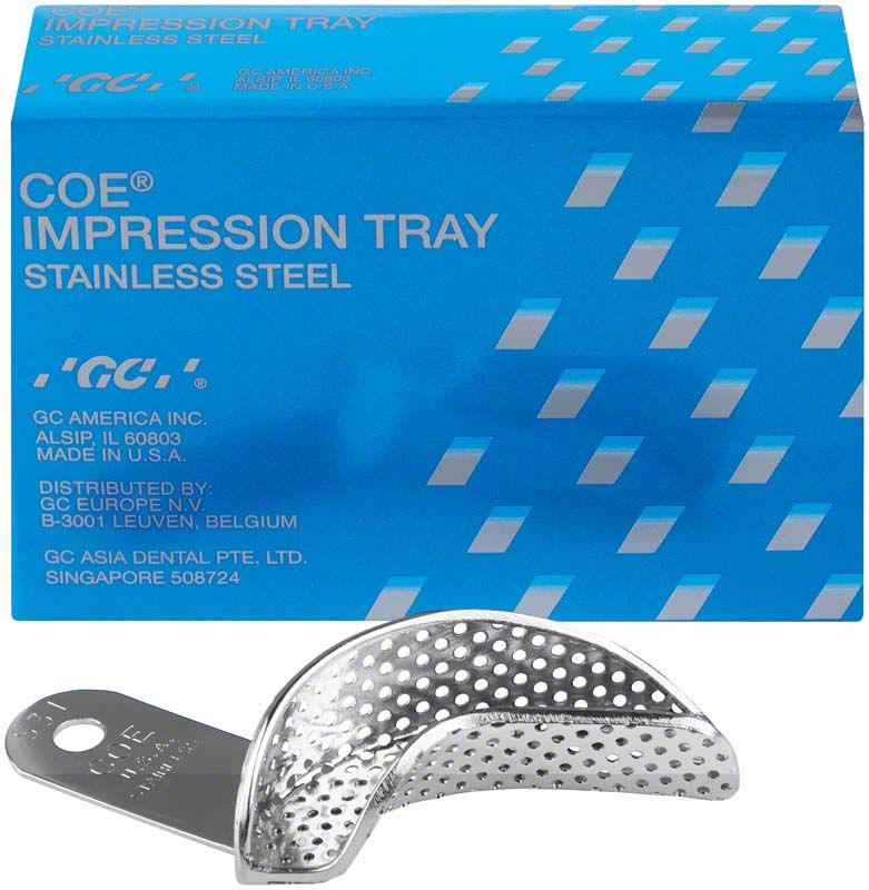 COE® Stahl-Löffel partiell #S30, mit Verpackung im Hintergrund.