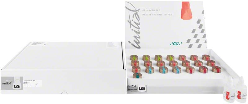 GC Initial LiSi Advanced Set mit Dental-Keramikpulvern und Zubehör im geöffneten Karton.