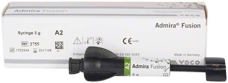 Admira® Fusion Spritze A2, keramisches Füllungsmaterial in Originalverpackung.