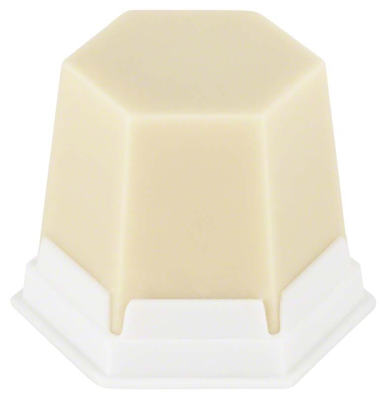 Hochwertiges Modellierwachs GEO Classic Natural auf weißem Hintergrund.