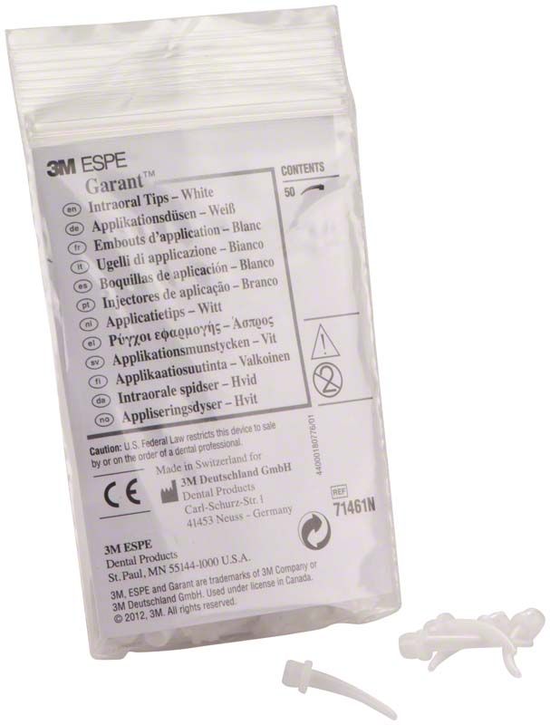 Applikationsdüsen für dentalen Gebrauch in transparenter Verpackung.