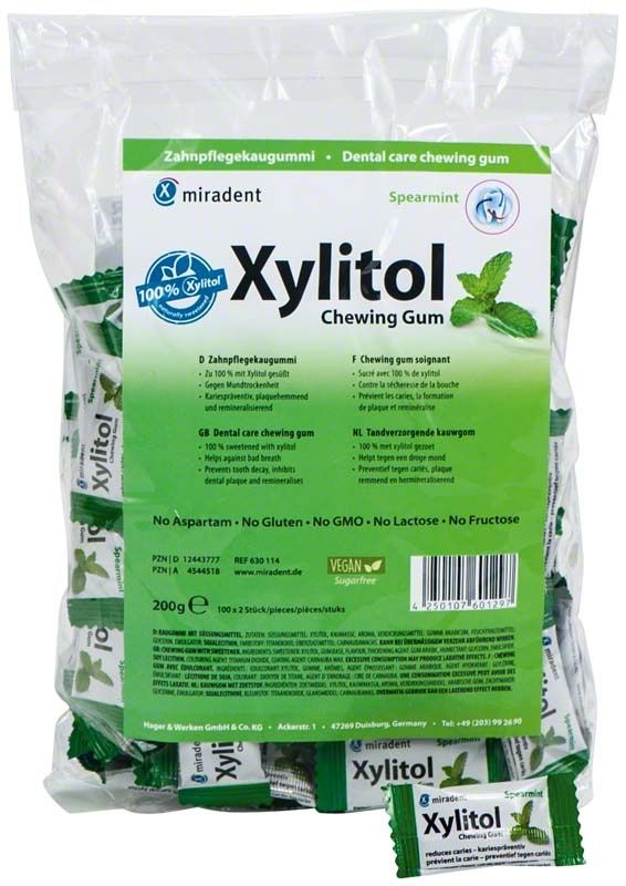 Portionspackung Xylitol Spearmint Kaugummi, zahnfreundlich und zuckerfrei.