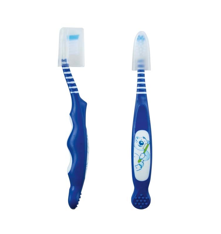 Blaue Babyzahnbürste mit Bärenmotiv und Schutzkappe, seitliche und frontale Ansicht.