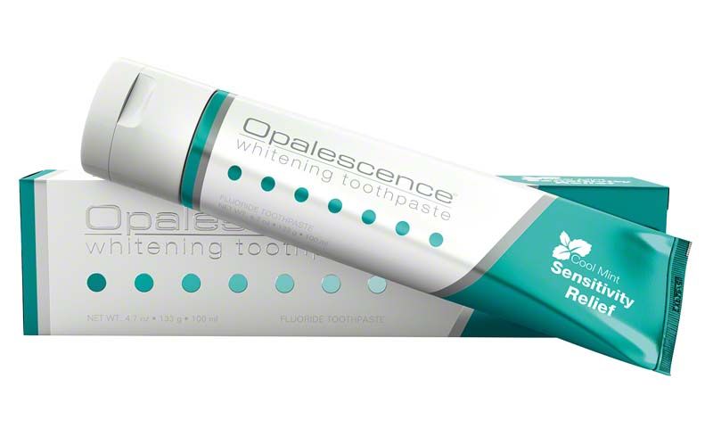 Opalescence™ Zahncreme Sensitivität Relief, 133g Tube und Verpackung.